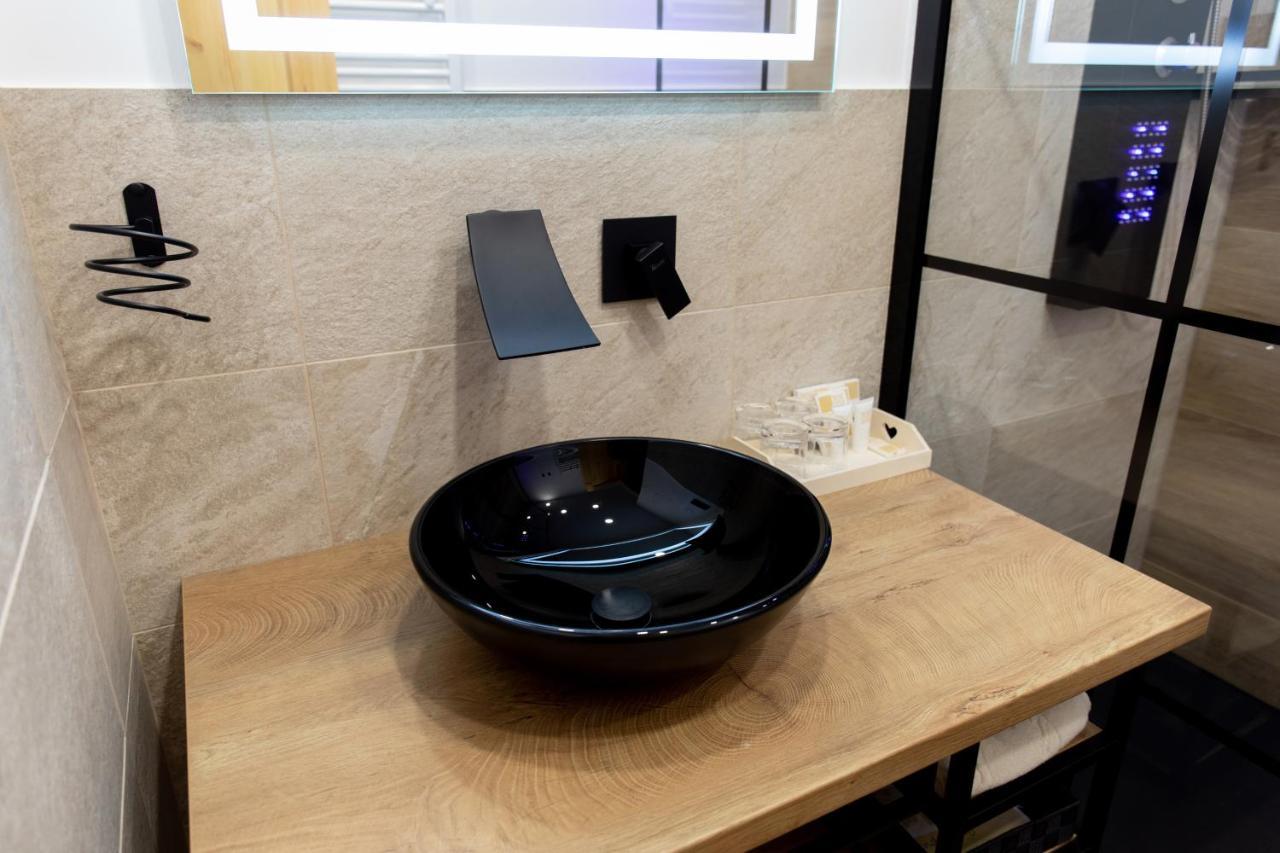 Honey Apartments Zirovnica ภายนอก รูปภาพ