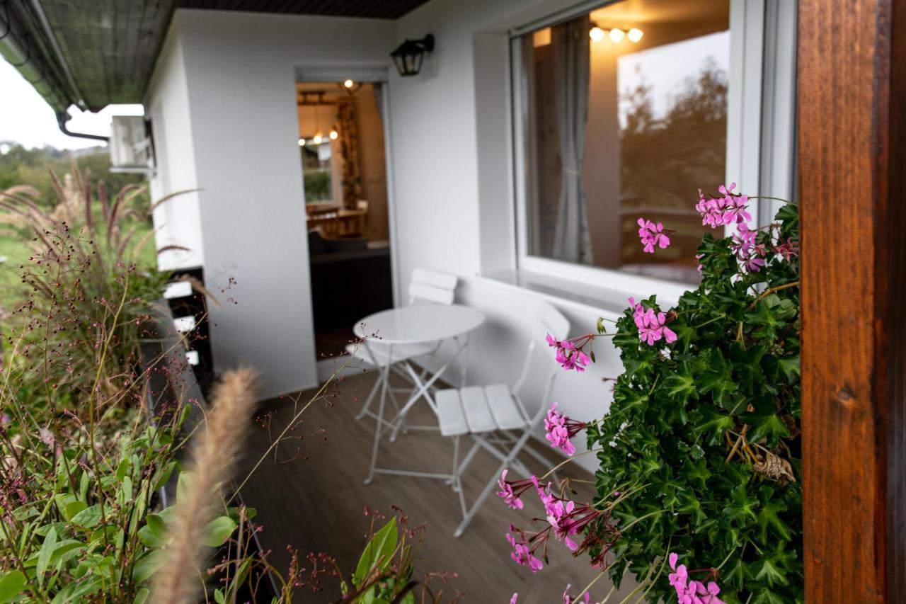 Honey Apartments Zirovnica ภายนอก รูปภาพ