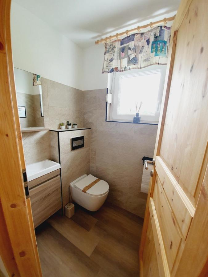 Honey Apartments Zirovnica ภายนอก รูปภาพ